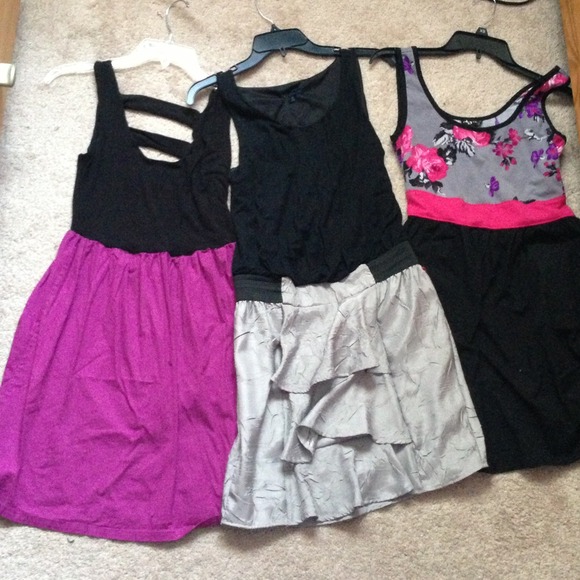 DRESS BUNDLE!!