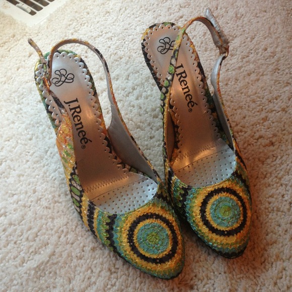 J.Renee Camelia Slingback Pump