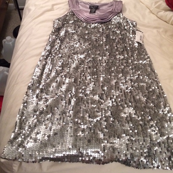 **sold** Nwt Kathy Roberts silver sequin dress - Picture 4 of 4