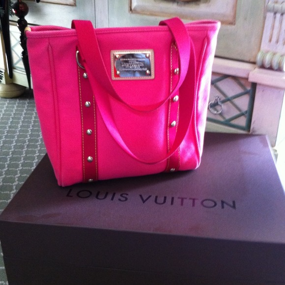 AUTHENTIC LV Tote, E&J Tokyo Top, Juicy Cover-Up