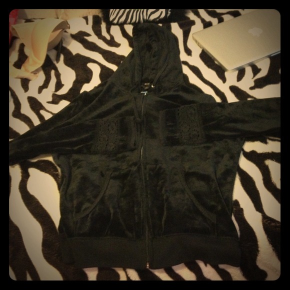 Black jacket!!!