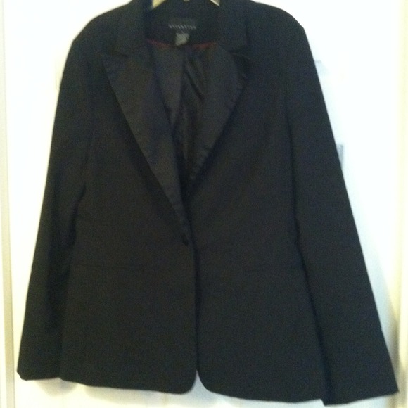 Perfect dressy black jacket