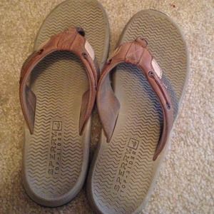 Sperry Flip Flops