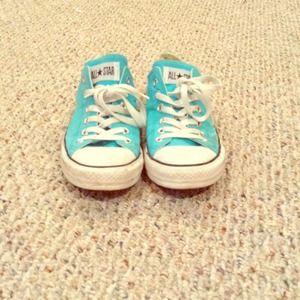 Turquoise converse