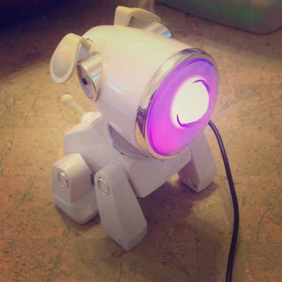 Speaker Light Up Dog.