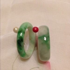 This ring is natural and grade A jade.