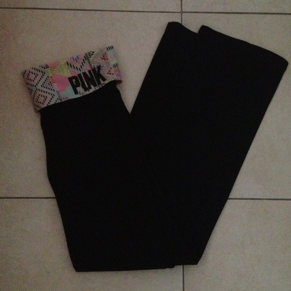 Aztec print yoga pants