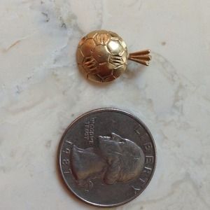 14K Diamond Cut Soccer Ball Pendant