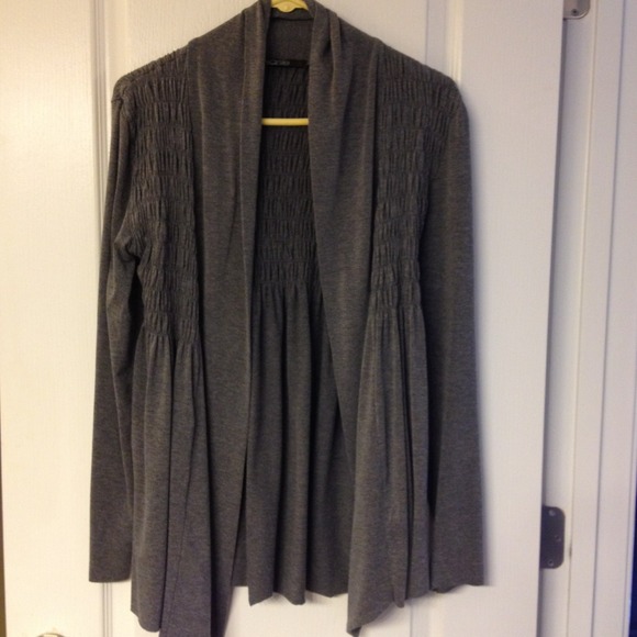 ***SOLD**** Grey open front cardigan