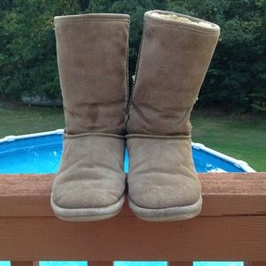 Bear paw boots