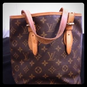 REDUCED!! Authentic Louis Vuitton Small Bucket