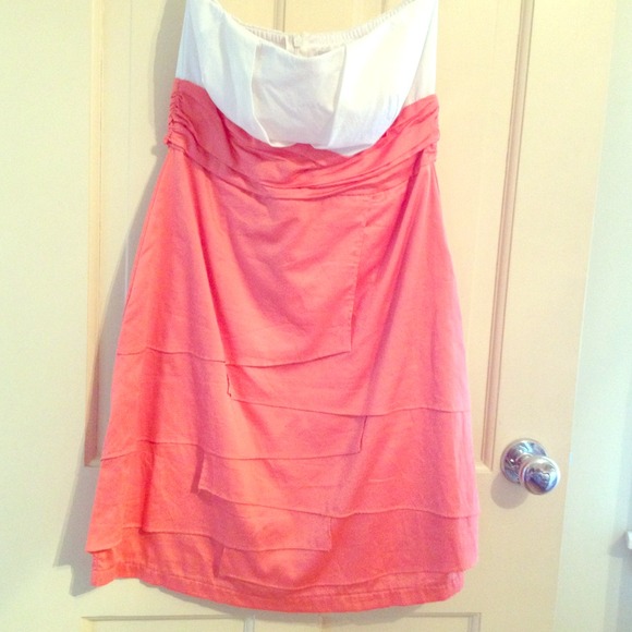 Above the knee tiered color block dress - Picture 1 of 1