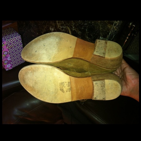 💖SOLD💖Wild Pair Tan Suede Boots sz 37 (7) - Picture 3 of 4