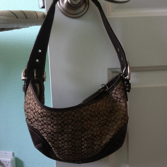 💯% authentic Coach handbag