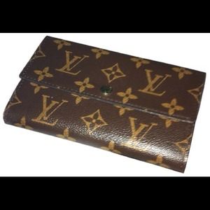 Louis Vuitton Monogram Wallet Made in Paris France