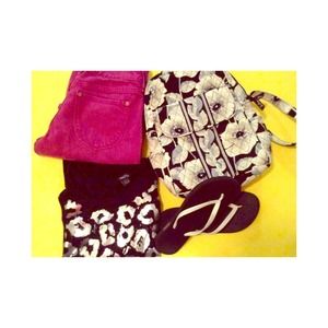 💯Authentic Old Navy Magenta Jeans