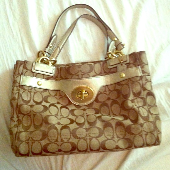 Authentic Coach purse