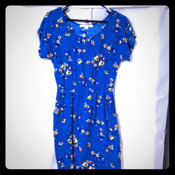 🔴SOLD🔴Forever 21 Floral Teal Wide Neck Dress