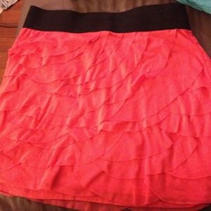 Thick Elastic band ruffled mini skirt