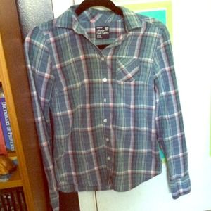AMERICAN EAGLE BLUE & PINK PLAID SHIRT