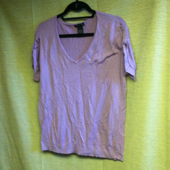 📦SOLD***535. NY& Co Lilac Sweater