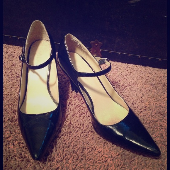 Mia "Francine" black pump 9 US.