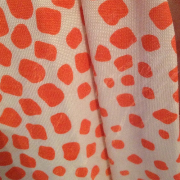 *SOLD* Vintage DVF wrap dress - Picture 2 of 3