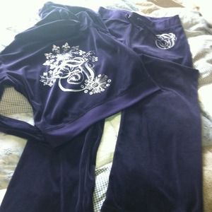 Authentic Juicy Couture track VELOUR suit 2 piece