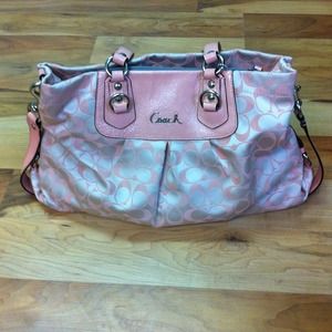 Coach purse pink! 🔴HOLD🔴