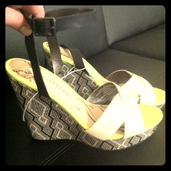 Sam & Libby Shoes - Sam&Libby black&white wedges w neon yellow detail