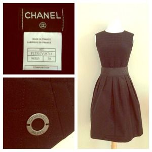 Authentic Chanel quilted silk top. Black