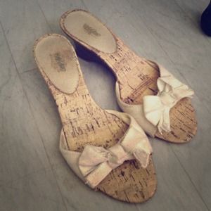 WHITE SLIP ON SANDALS