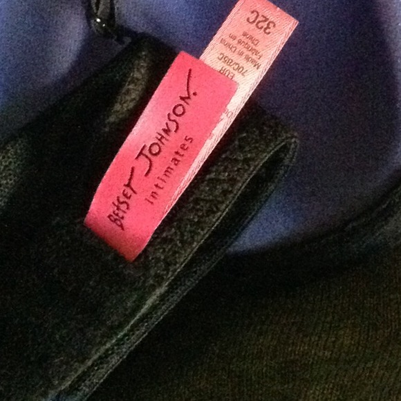 💕BETSY JOHNSON ANIMAL PRINT BRA 32 C new w tag💫 - Picture 2 of 3