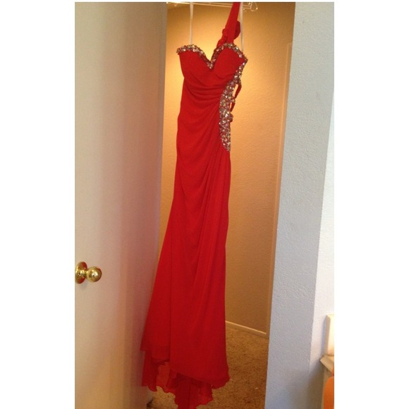 LONG DRESS. 😍 Size 2/4