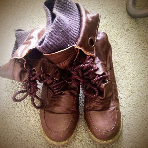 ⏳RESERVED Cute Brown Boots REDUCED