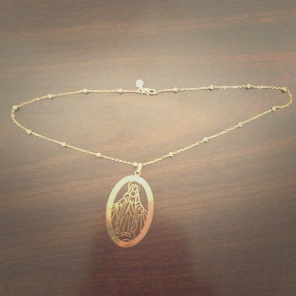 Neckless for st Mary