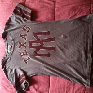 Grey and maroon Texas AM top! 🏈🏀⚽⚾🎾