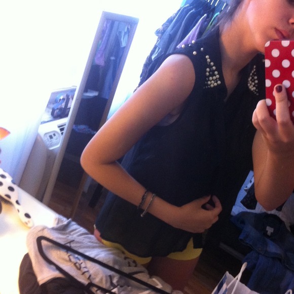 Collar pearls button up tank