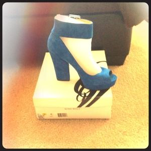 ✨Brand NEW!! Never worn!!✨Sz 9 1/2