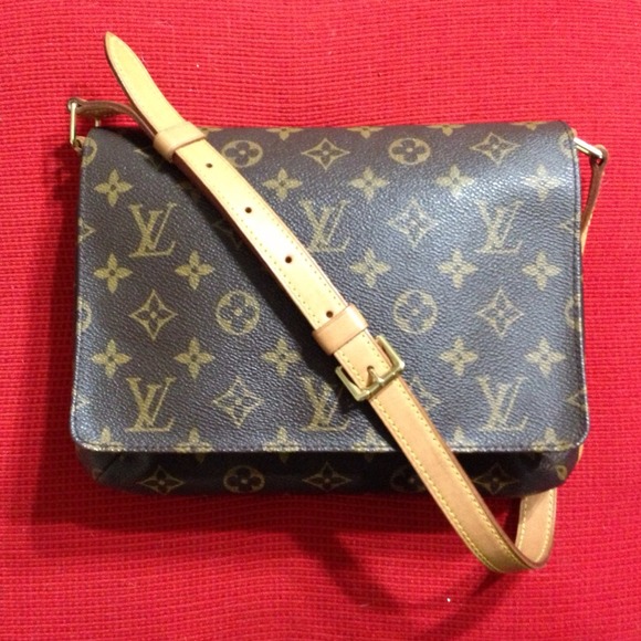 ⭕SOLD on  threadflip⭕💯%Authentic LV Musette Tango
