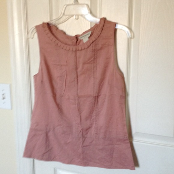 Salmon Banana Republic sleeveless top. LAST CHANCE