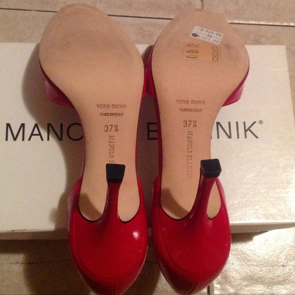 MANOLO BLAHNIK Red Patent Peep Toe Pumps Size 37.5 - Picture 4 of 4