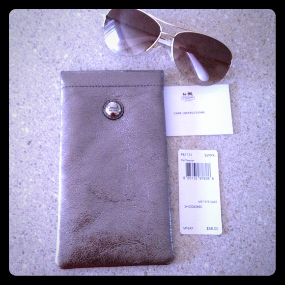 Reduced🎉 Authentic Coach Sunglasses Case NWT