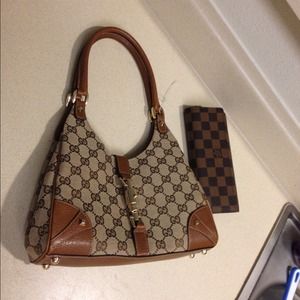 ❌❌sold❌❌Authentic Brown Gucci purse