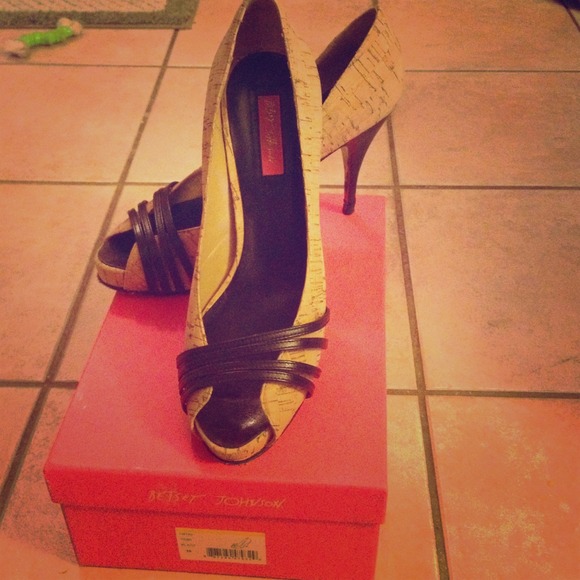 Betsey Johnson cork pumps Size 10 RESERVED
