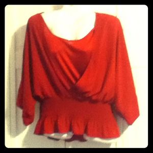 New with out tags loose red blouse