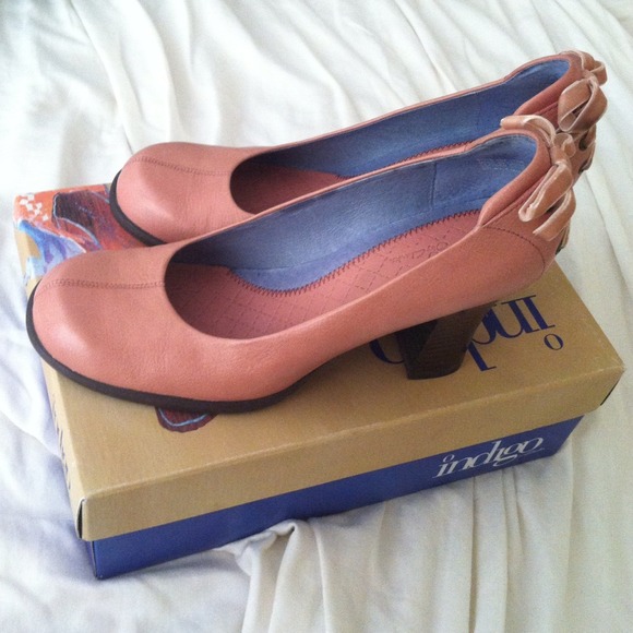 Indigo by Clarks Pink Blush Chunky Heels Pumps