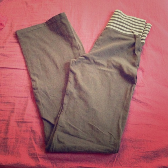 Forever 21 yoga pants