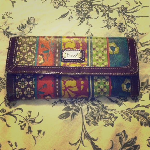 Fossil wallet
