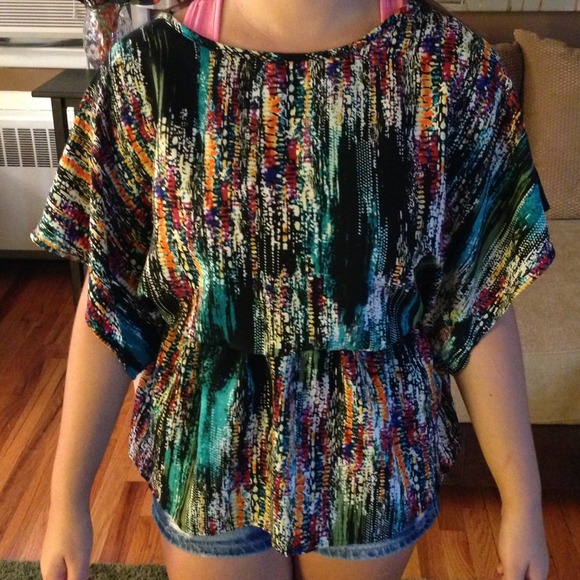 abstract color top